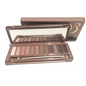 Urban Decay Eyeshadow Palette Pink and Brown Luxurious Shades